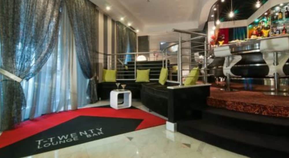 Hotel Ariston — Restaurant & bars in Rome, Lazio
