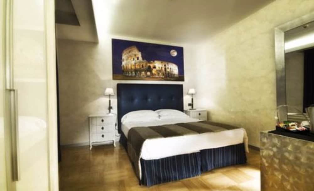 Hotel Ariston — Hotel rooms in Rome, Lazio