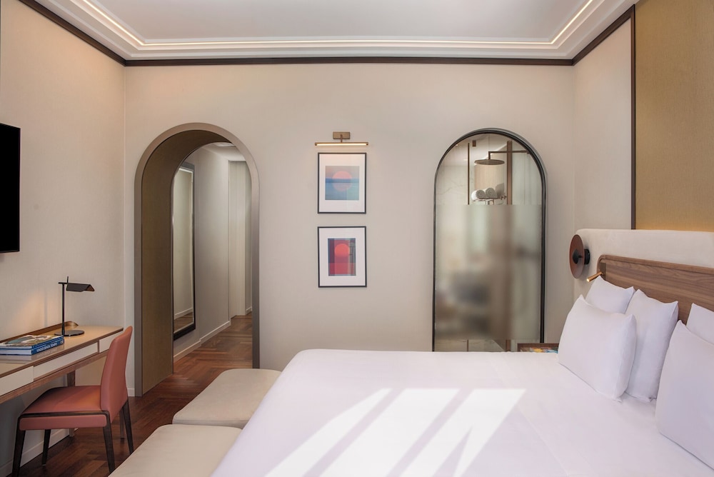 UNA Hotels Capotaormina — Hotel rooms in Taormina, Sicily