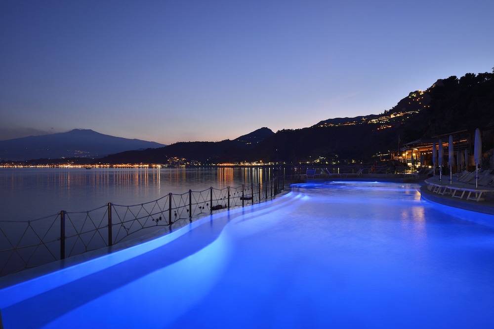 UNA Hotels Capotaormina — Swimming pool in Taormina, Sicily