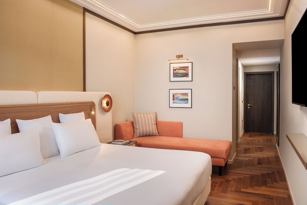 UNA Hotels Capotaormina — Hotel rooms in Taormina, Sicily