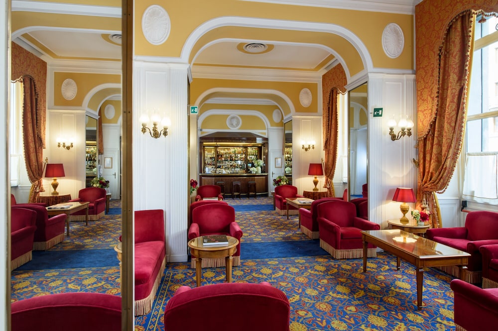 Bettoja Hotel Massimo D'Azeglio — Restaurant & bars in Rome, Lazio