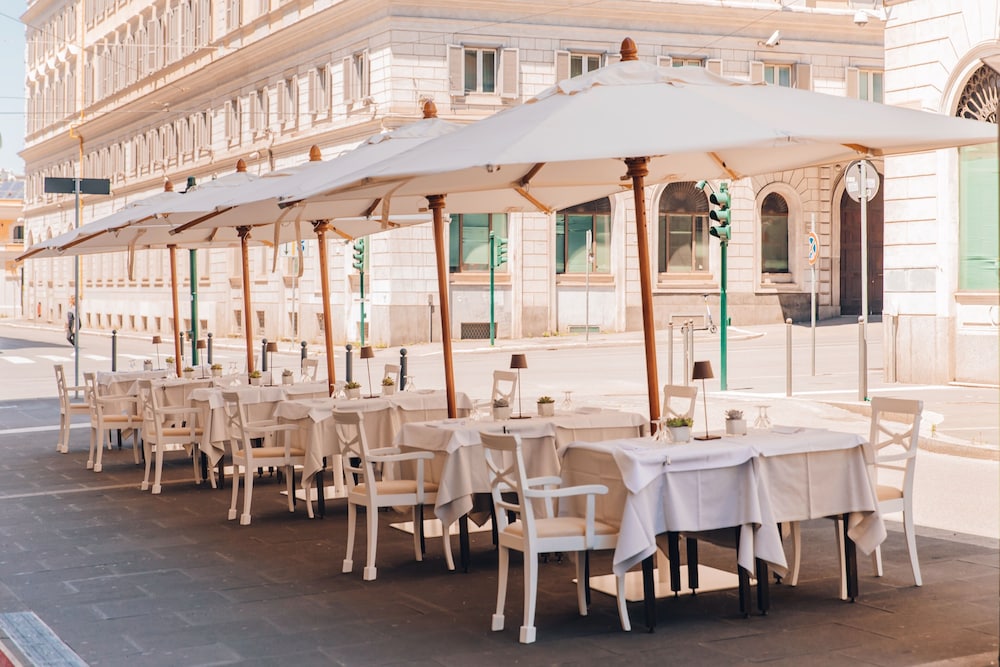 Bettoja Hotel Massimo D'Azeglio — Restaurant & bars in Rome, Lazio