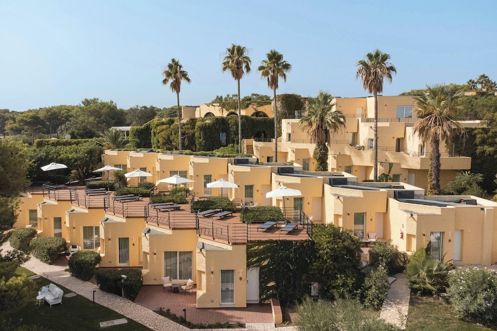 Mangia's Brucoli, Sicily, Autograph Collection — Hotel building in Augusta, Sicily