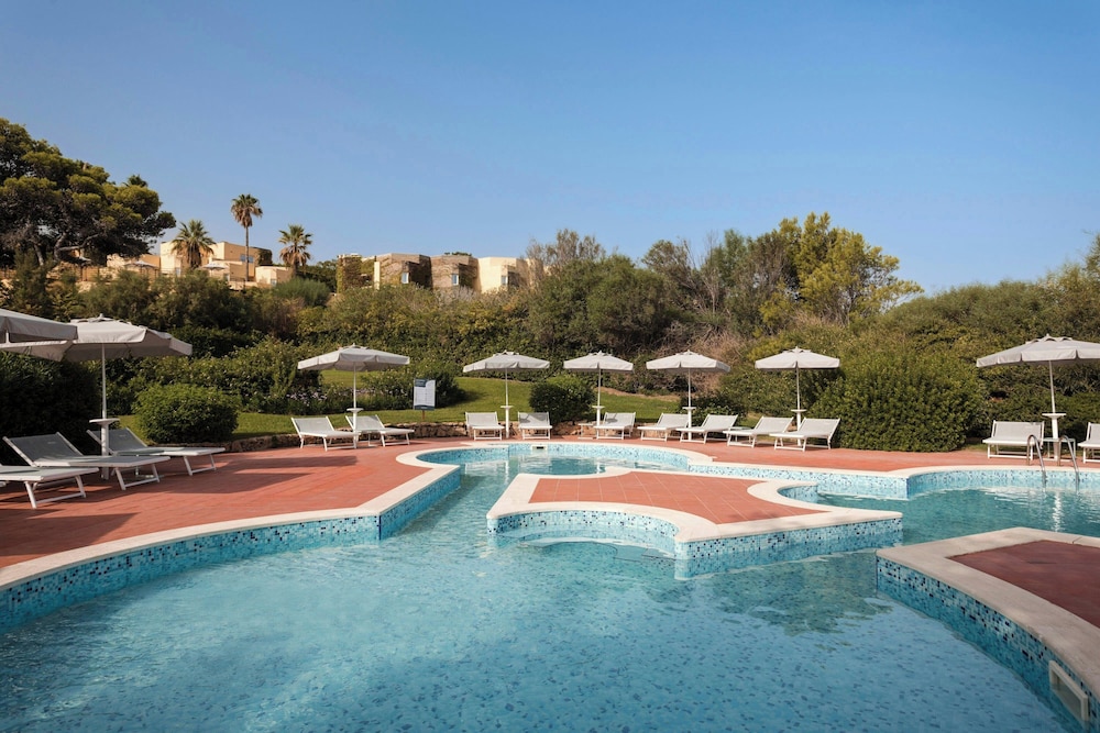 Mangia's Brucoli, Sicily, Autograph Collection — Swimming pool in Augusta, Sicily