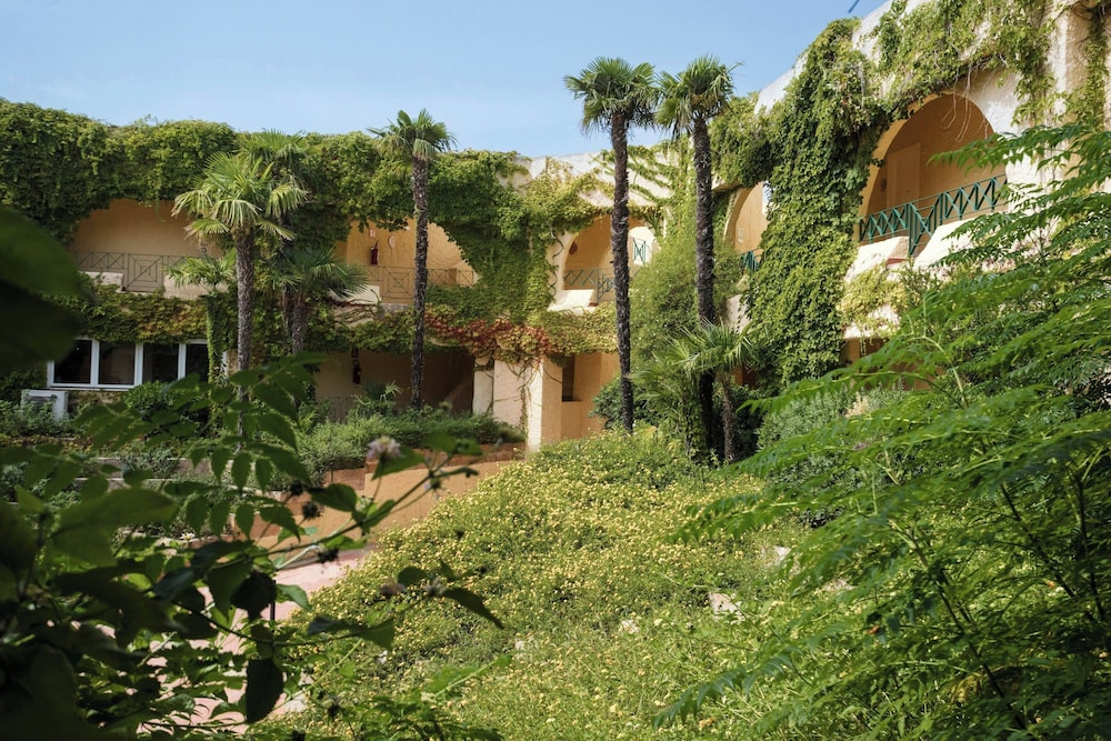 Mangia's Brucoli, Sicily, Autograph Collection — Hotel building in Augusta, Sicily