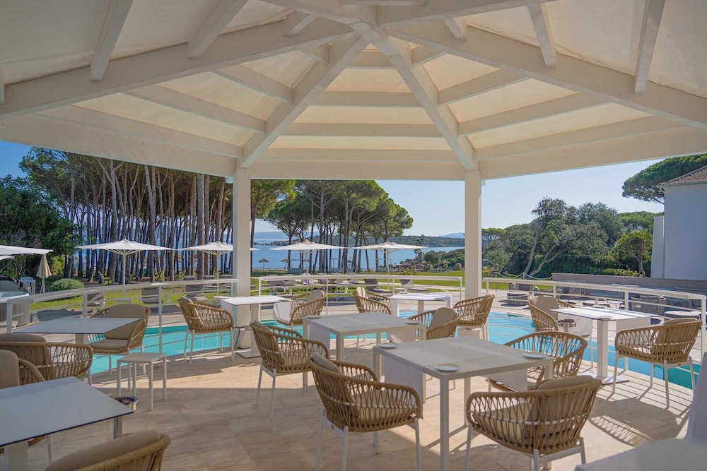 Felix Hotels - Hotel La Coluccia — Restaurant & bars in Conca Verde, Sardinia