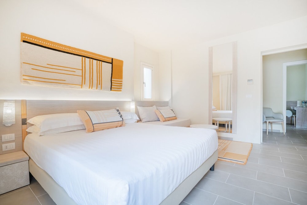 Felix Hotels - Hotel La Coluccia — Hotel rooms in Conca Verde, Sardinia