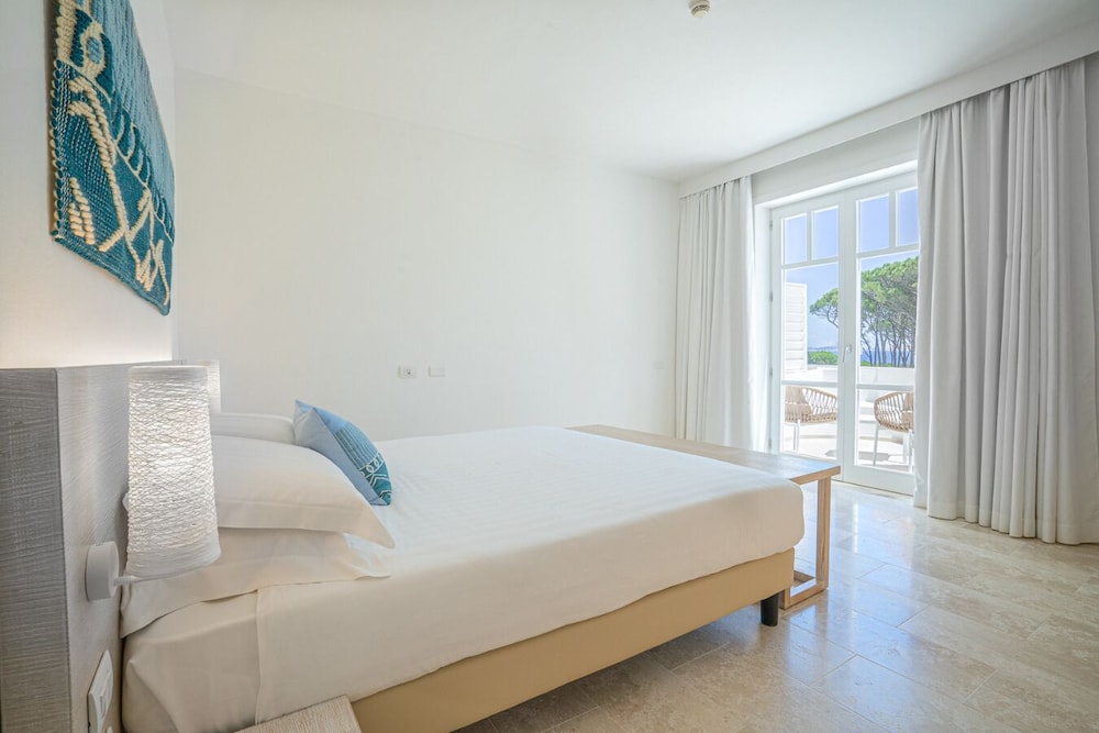 Felix Hotels - Hotel La Coluccia — Hotel rooms in Conca Verde, Sardinia