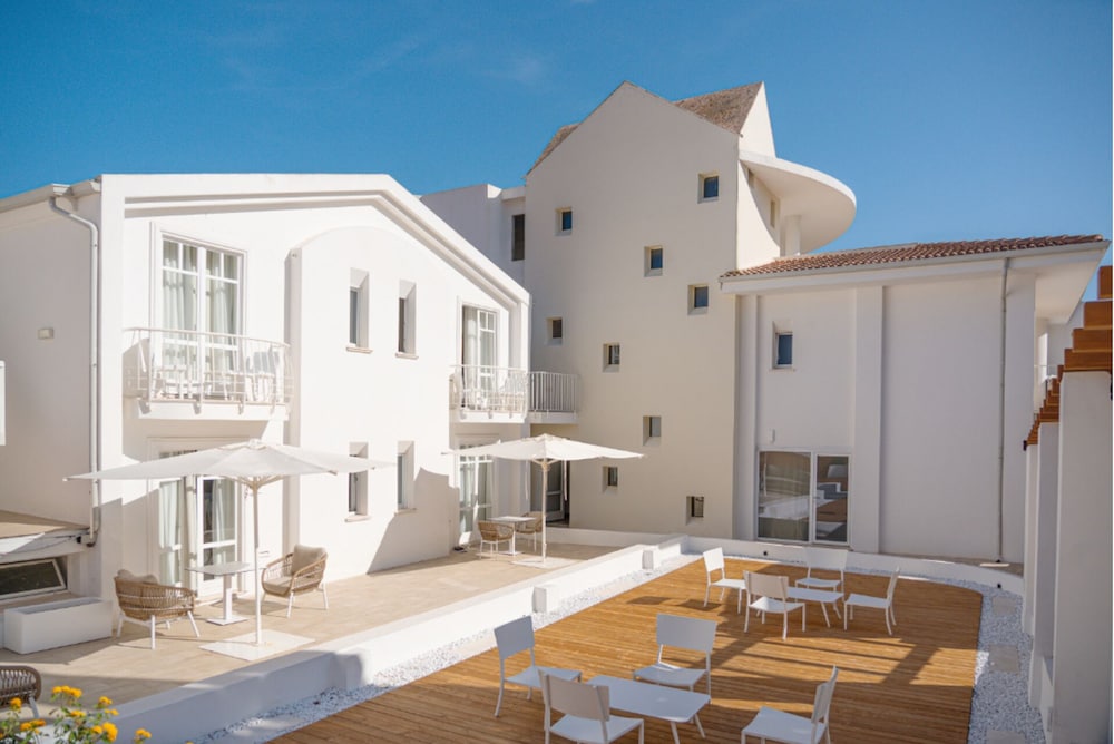 Felix Hotels - Hotel La Coluccia — Hotel building in Conca Verde, Sardinia