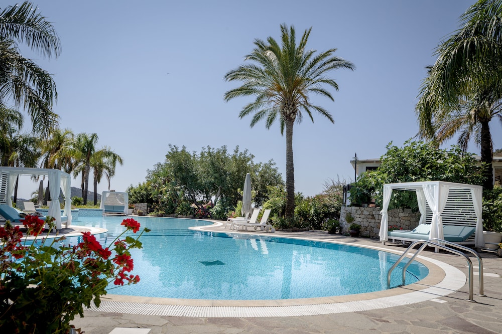 Cruccuris Resort Adults Only — Swimming pool in Villasimius, Sardinia