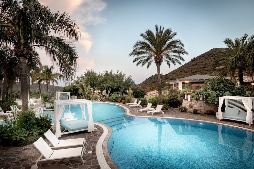 Cruccuris Resort Adults Only — Swimming pool in Villasimius, Sardinia