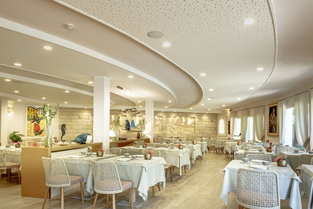 Cruccuris Resort Adults Only — Restaurant & bars in Villasimius, Sardinia