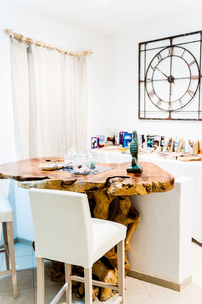 Dolce Vita Boutique Hotel — Restaurant & bars in Arzachena, Sardinia