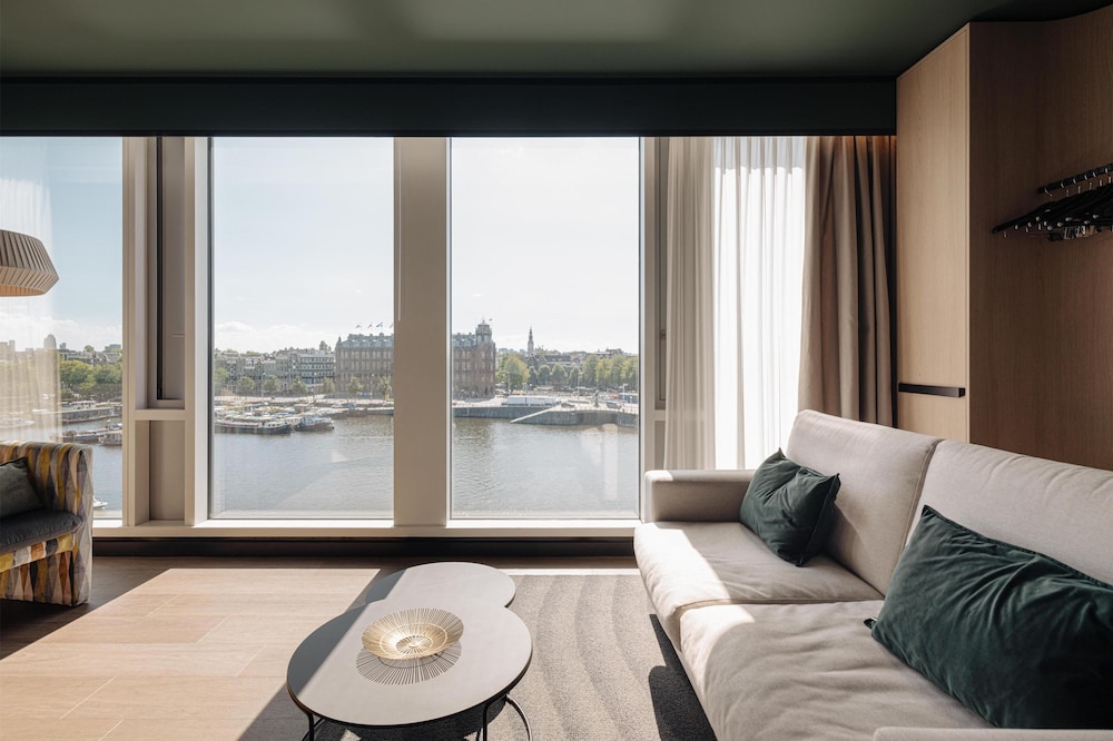 DoubleTree by Hilton Amsterdam Centraal Station - zdjęcie 2