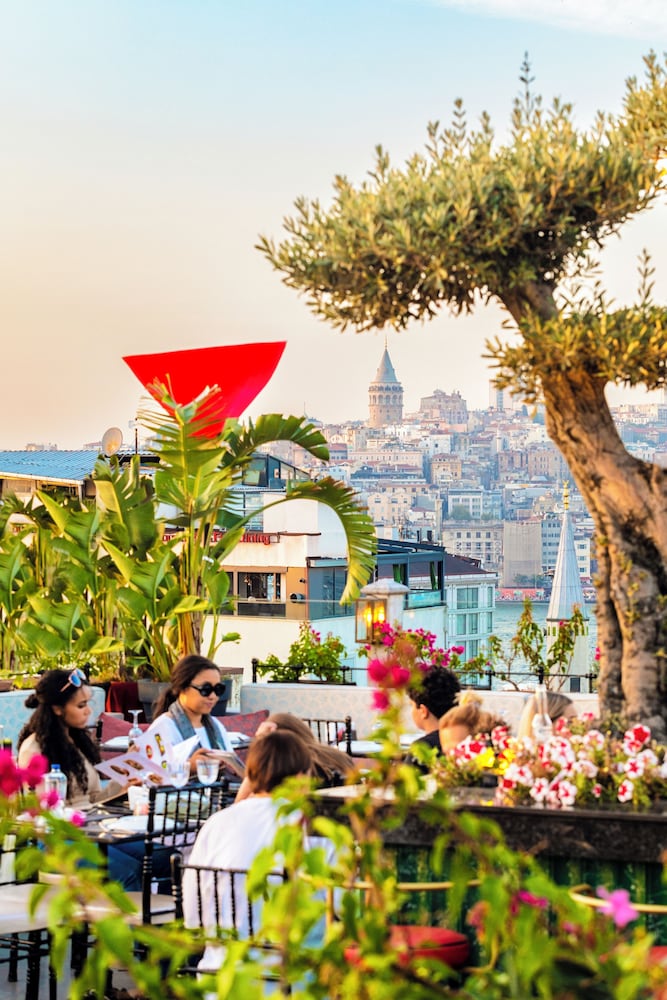 Neorion Hotel - Special Class — Restaurant & bars in Istanbul, Istanbul