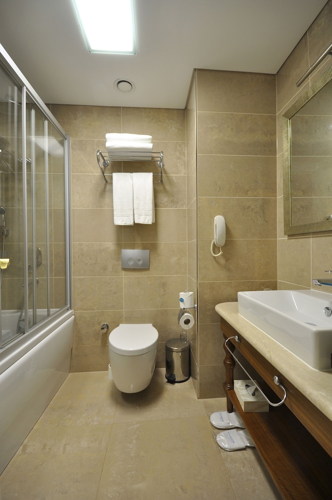 Neorion Hotel - Special Class — Hotel rooms in Istanbul, Istanbul