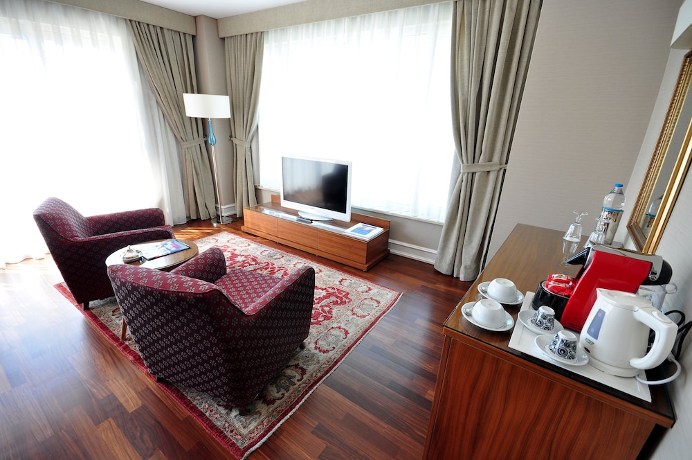 Neorion Hotel - Special Class — Hotel rooms in Istanbul, Istanbul