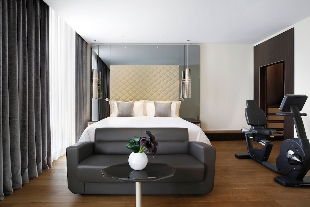 Excelsior Hotel Gallia, a Luxury Collection Hotel, Milan — Hotel rooms in Milan, Lombardy