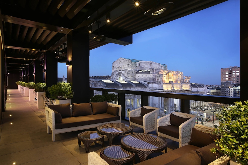 Excelsior Hotel Gallia, a Luxury Collection Hotel, Milan — Restaurant & bars in Milan, Lombardy