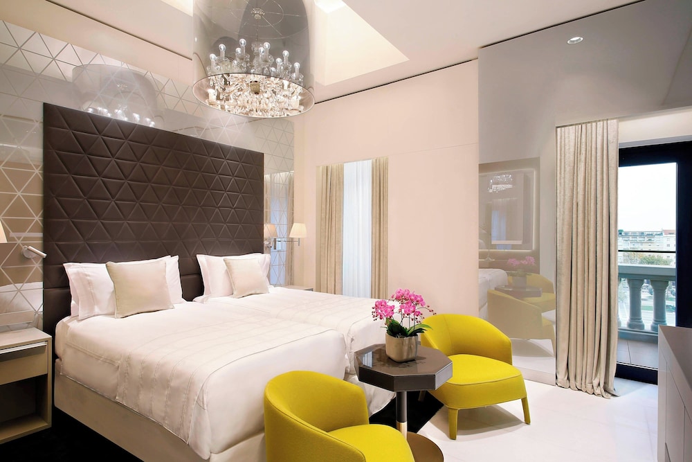 Excelsior Hotel Gallia, a Luxury Collection Hotel, Milan — Hotel rooms in Milan, Lombardy