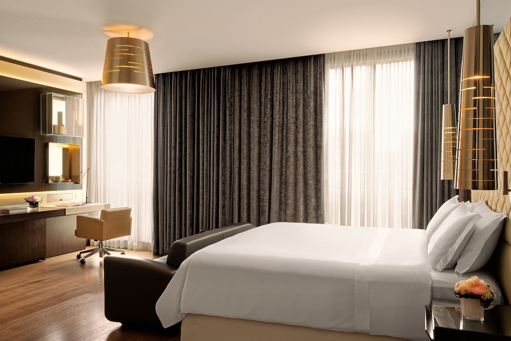 Excelsior Hotel Gallia, a Luxury Collection Hotel, Milan — Hotel rooms in Milan, Lombardy