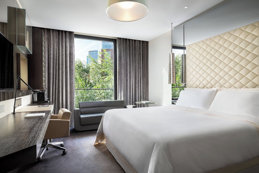 Excelsior Hotel Gallia, a Luxury Collection Hotel, Milan — Hotel rooms in Milan, Lombardy