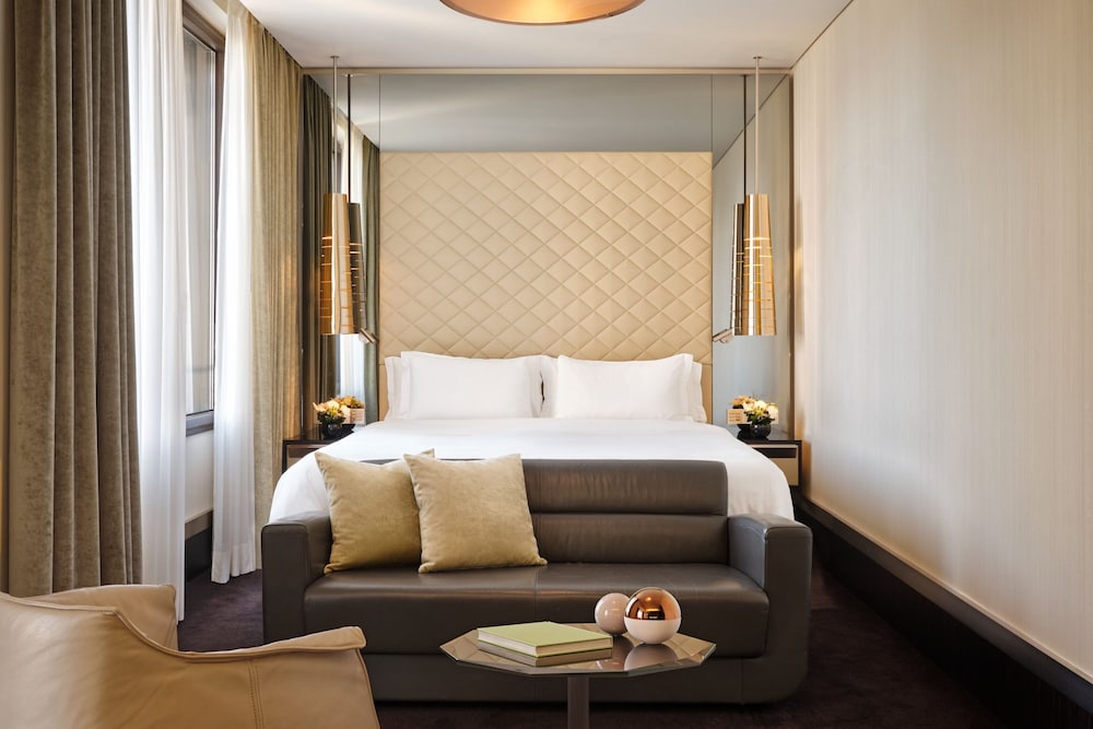 Excelsior Hotel Gallia, a Luxury Collection Hotel, Milan — Hotel rooms in Milan, Lombardy