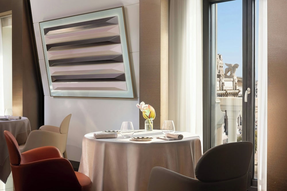 Excelsior Hotel Gallia, a Luxury Collection Hotel, Milan — Restaurant & bars in Milan, Lombardy