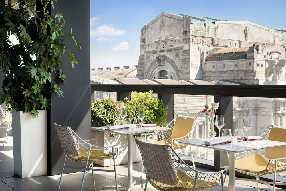 Excelsior Hotel Gallia, a Luxury Collection Hotel, Milan — Restaurant & bars in Milan, Lombardy