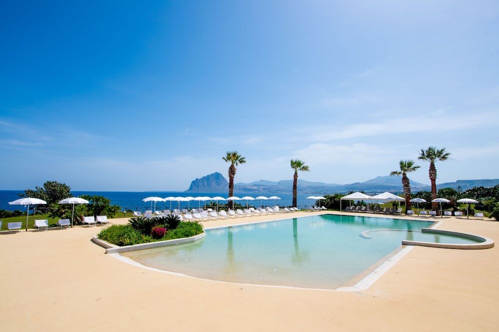 Phi Hotel La Tonnara di Bonagia
