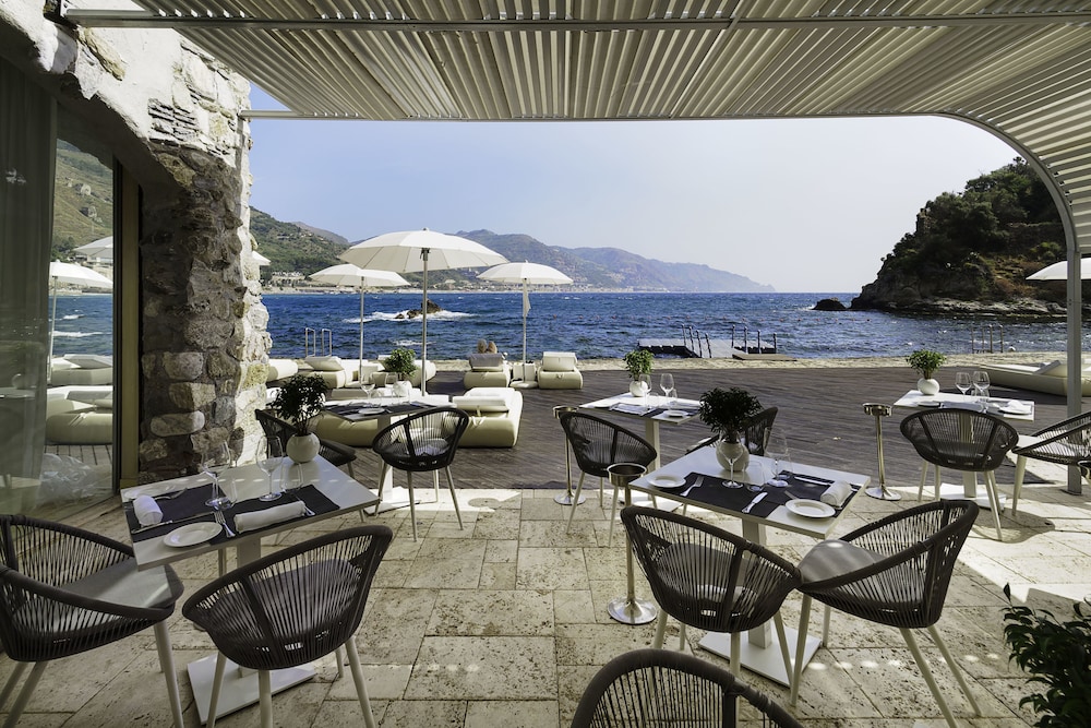 Atlantis Bay - The Leading Hotel of the World — Restaurant & bars in Taormina, Sicily