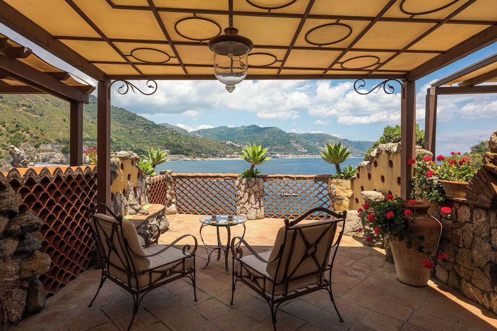 Atlantis Bay - The Leading Hotel of the World — Attractions in the area in Taormina, Sicily