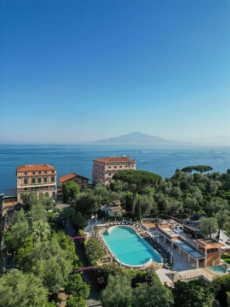 Grand Hotel Excelsior Vittoria image