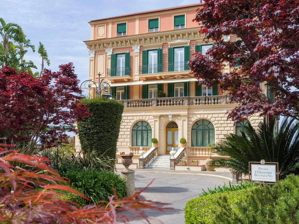 Grand Hotel Excelsior Vittoria — Hotel building in Sorrento, Campania