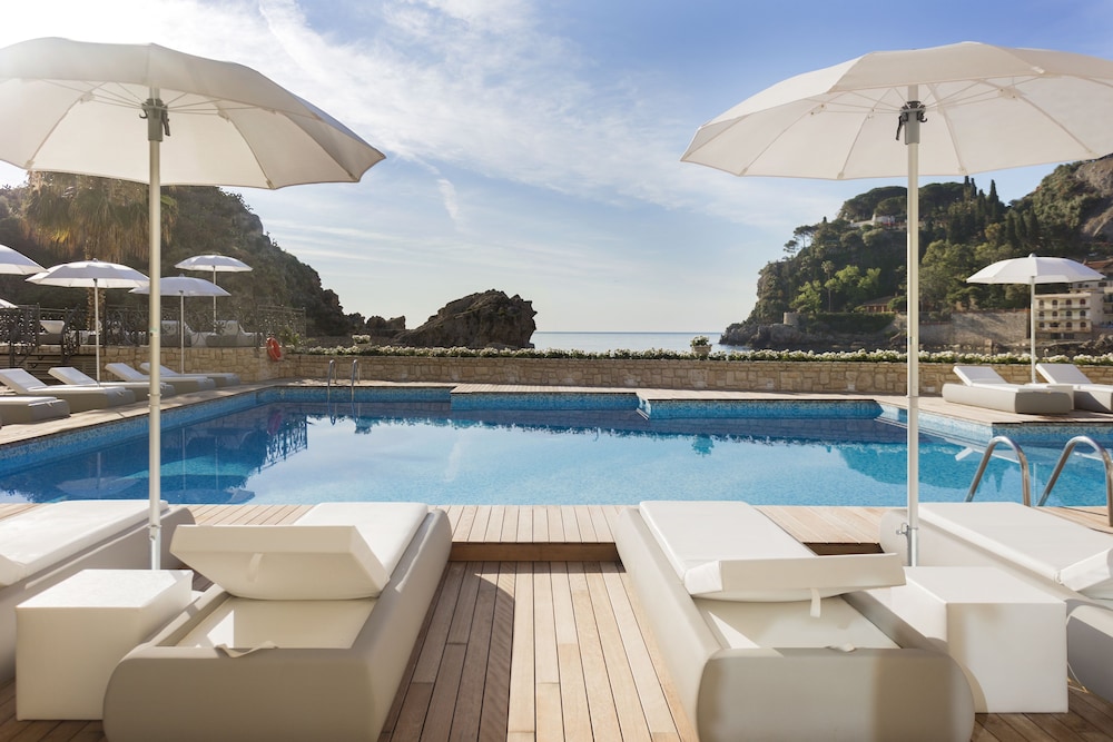 Mazzarò Sea Palace - The Leading Hotels of the World — Swimming pool in Taormina, Sicily