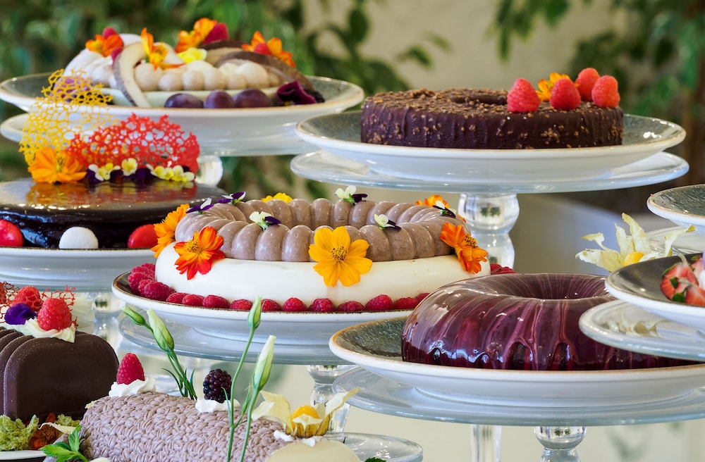 Mazzarò Sea Palace - The Leading Hotels of the World — Restaurant & bars in Taormina, Sicily