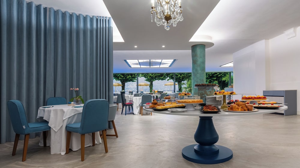 Grand Hotel Menaggio — Restaurant & bars in Menaggio, Lombardy