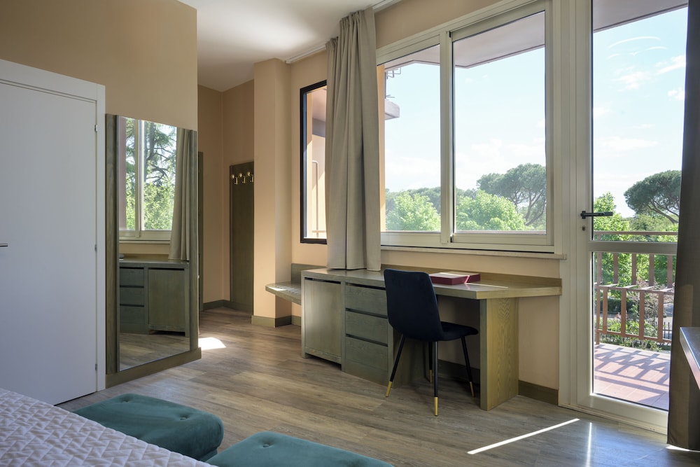 Grand Hotel Panoramic — Hotel rooms in Montecatini Terme, Tuscany