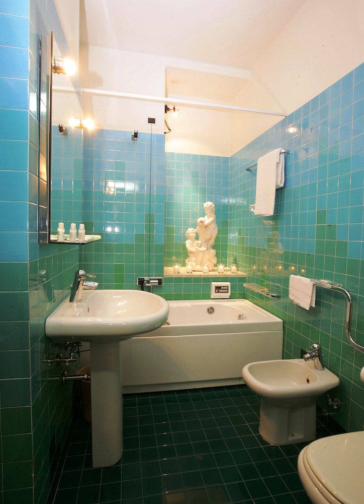 Grand Hotel Panoramic — Hotel rooms in Montecatini Terme, Tuscany