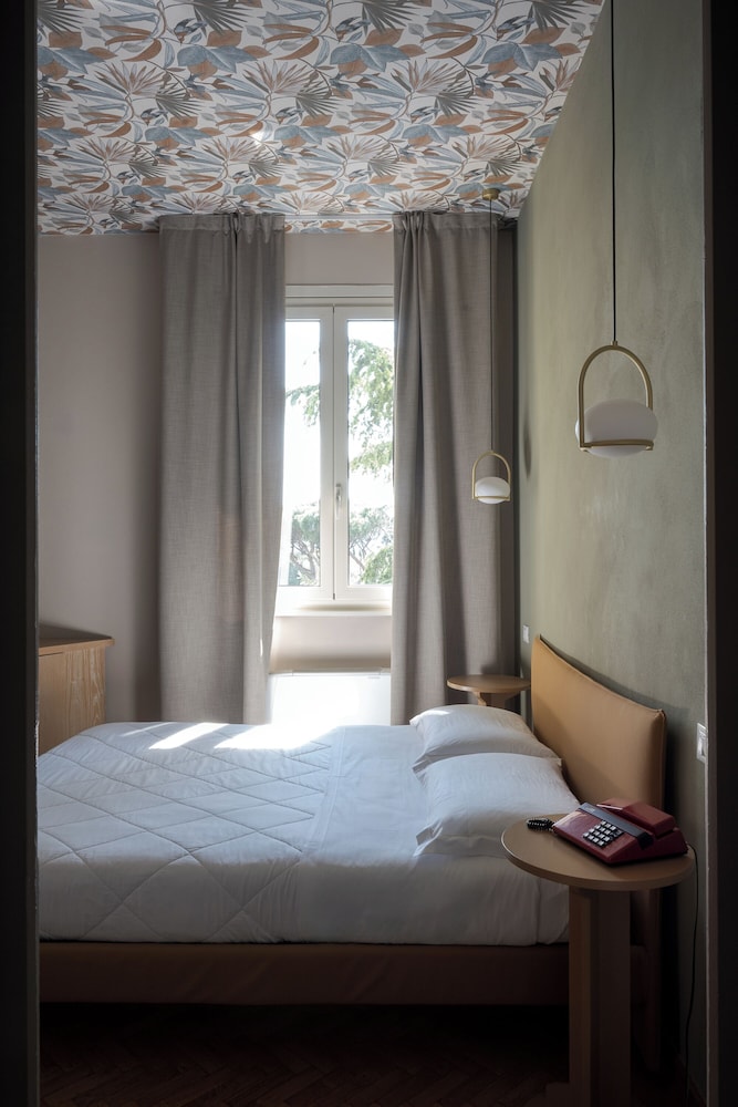 Grand Hotel Panoramic — Hotel rooms in Montecatini Terme, Tuscany