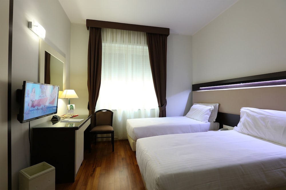 Grande Albergo Maugeri - zdjęcie 2