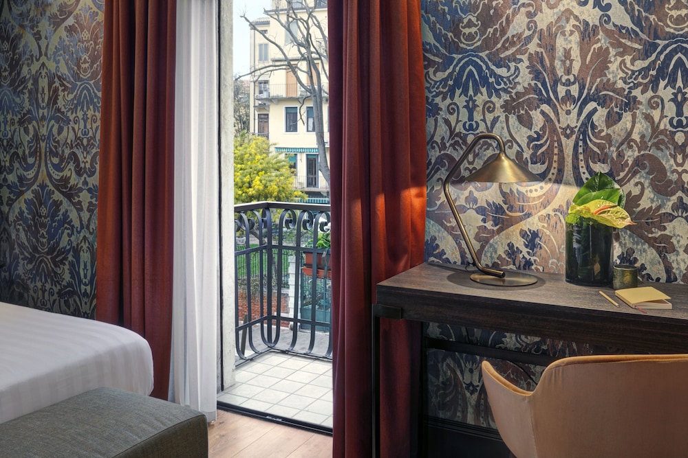 Hotel American Dinesen — Hotel rooms in Venice, Veneto