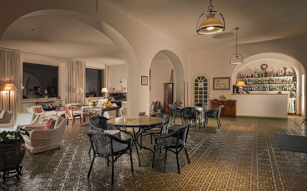 Hotel Bellevue Suite — Restaurant & bars in Amalfi, Campania