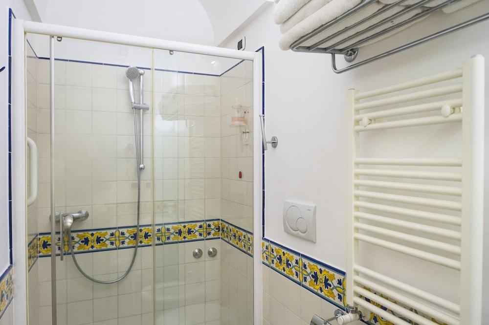 Hotel Bellevue Suite — Hotel rooms in Amalfi, Campania