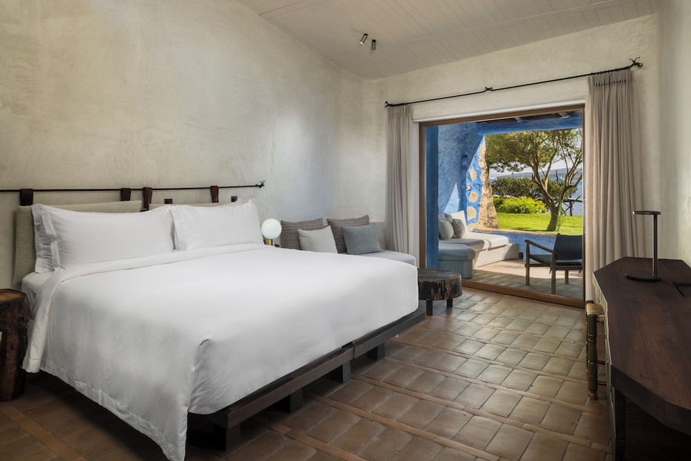 Cala di Volpe, a Luxury Collection Hotel, Costa Smeralda — Hotel rooms in Arzachena, Sardinia