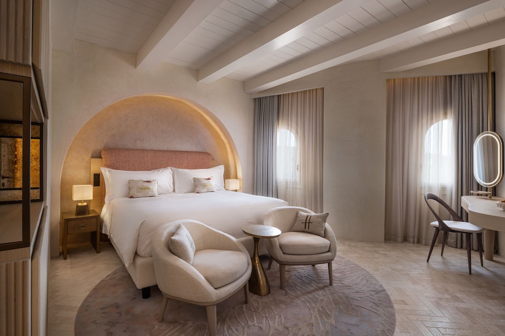 Cala di Volpe, a Luxury Collection Hotel, Costa Smeralda — Hotel rooms in Arzachena, Sardinia