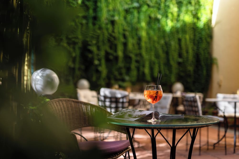 Hotel Caravaggio — Restaurant & bars in Florence, Tuscany