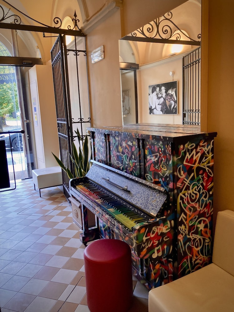 Hotel Caravaggio — Hotel building in Florence, Tuscany