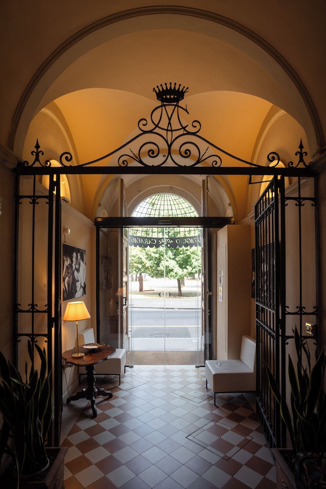 Hotel Caravaggio — Hotel building in Florence, Tuscany